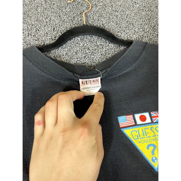Vintage 80s Guess Worldwide Graphic Tee Mens One Size Flags USA Made Retro Black - Picture 6 of 11